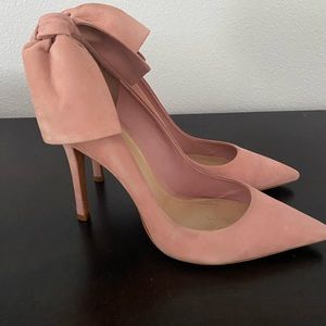 Schulz Blush Pink Pointee Toe Pumps